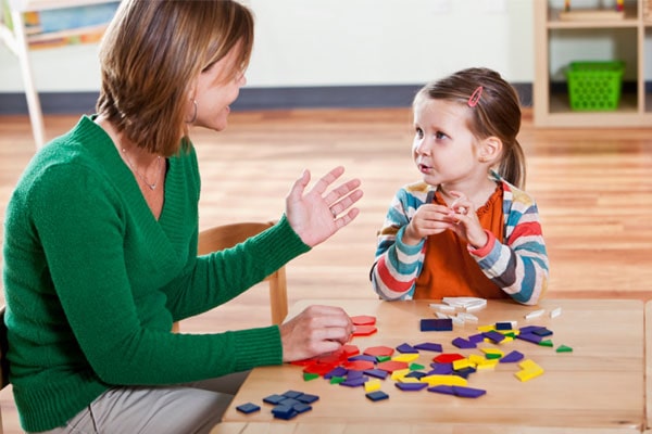 روانشناس کودک چه کمکی به ما می‌کند؟